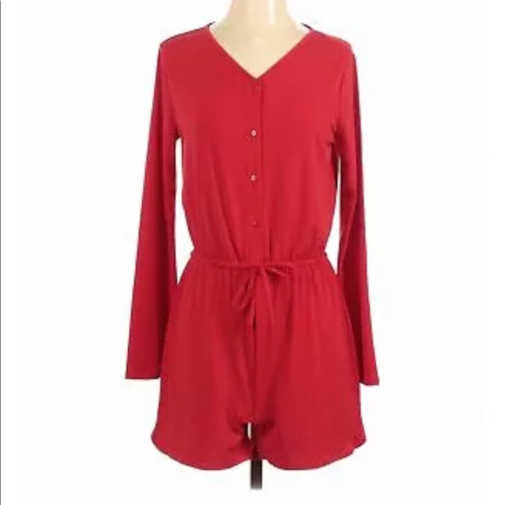Charming Charlie Red Long Sleeve Romper Sz Small